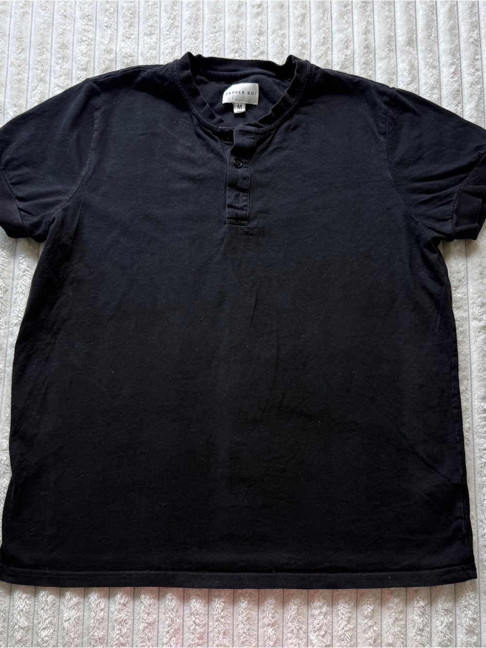 Dapper Boi Henley Men's M Black Cotton Knit Short Sleeve T-Shirt Button Accent